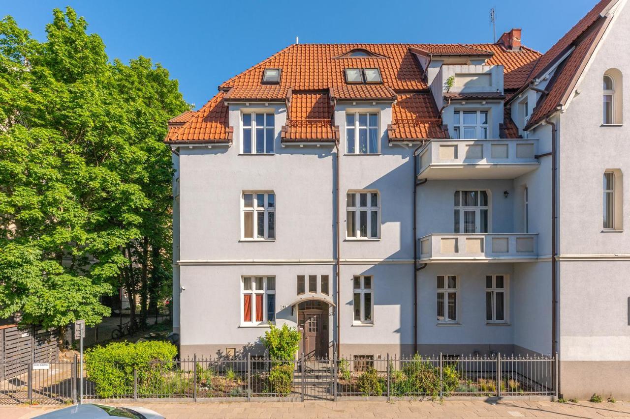 Apartment Lion - Palermo Spacious Family 3 Min Walk From The Sopot