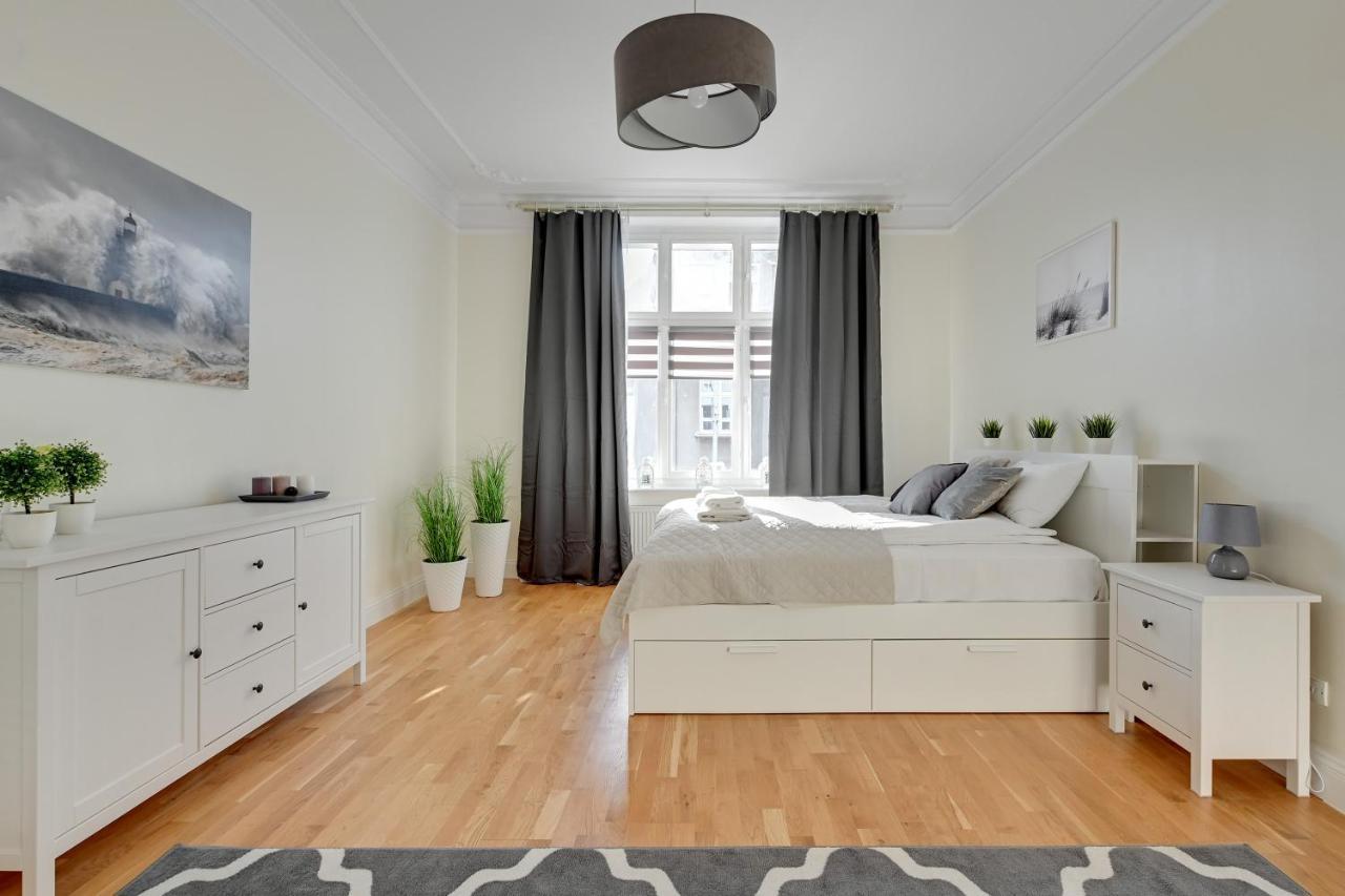 Apartment Lion - Palermo Spacious Family 3 Min Walk From The *